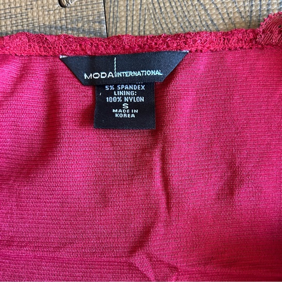 NWOT! | Moda International | Pink/Red Lace V-Neck Tank Top | Size S - Picture 7 of 10